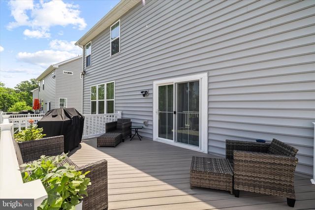 12528 SOUTHINGTON DR, Woodbridge, VA 22192