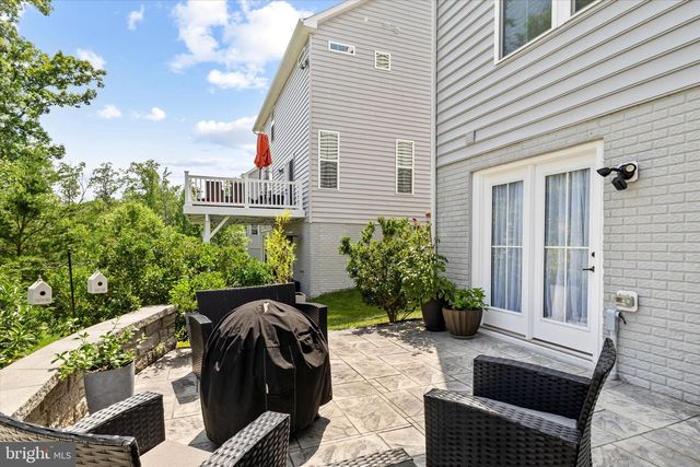 12528 SOUTHINGTON DR, Woodbridge, VA 22192