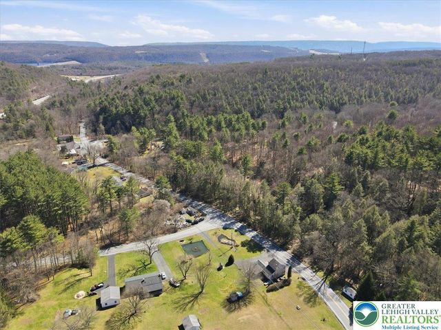 4532 Long Run Road, Franklin Twp, PA 18235