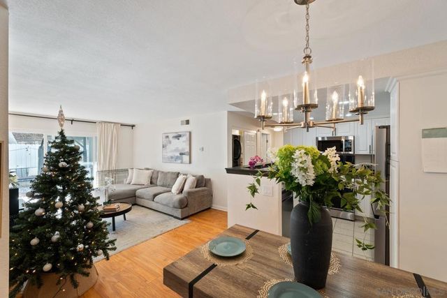 1564 Tanglewood Ln 19, Escondido, CA 92029