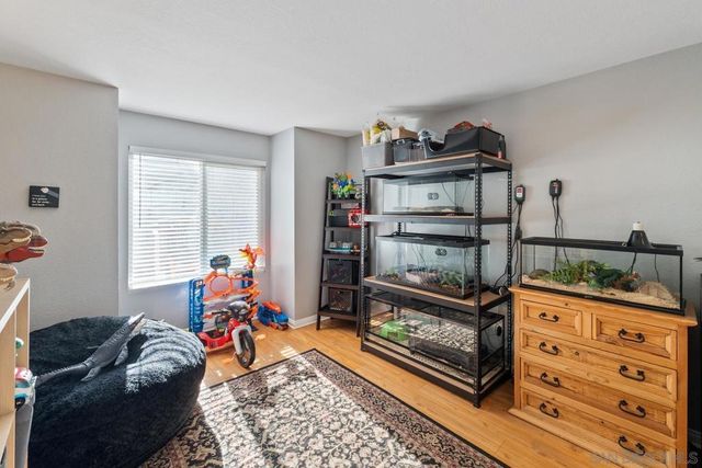 1564 Tanglewood Ln 19, Escondido, CA 92029