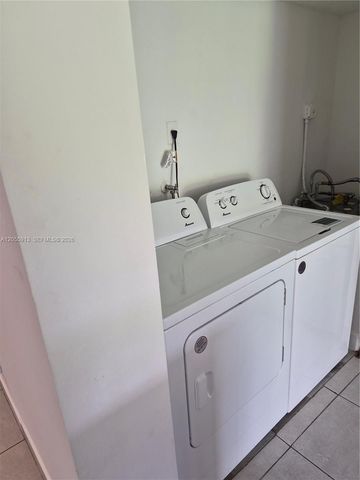 9943 W Atlantic Blvd 9943, Coral Springs, FL 33071