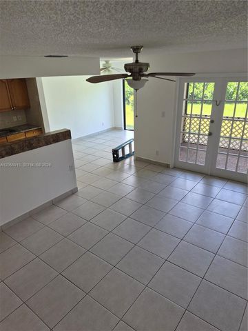 9943 W Atlantic Blvd 9943, Coral Springs, FL 33071