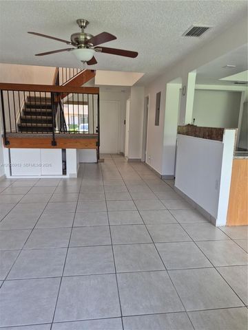 9943 W Atlantic Blvd 9943, Coral Springs, FL 33071