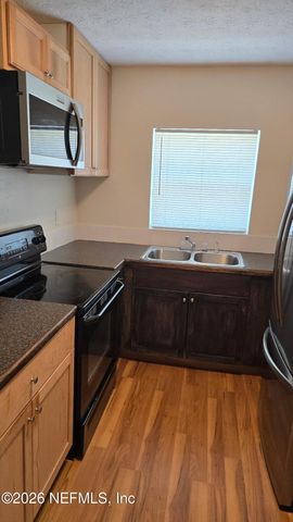 1651 W 17TH Street, Jacksonville, FL 32209