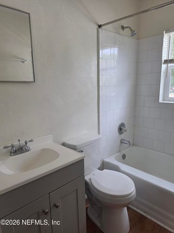 1651 W 17TH Street, Jacksonville, FL 32209