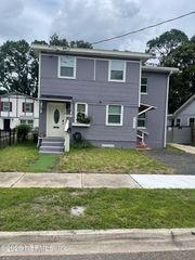 1651 W 17TH Street, Jacksonville, FL 32209