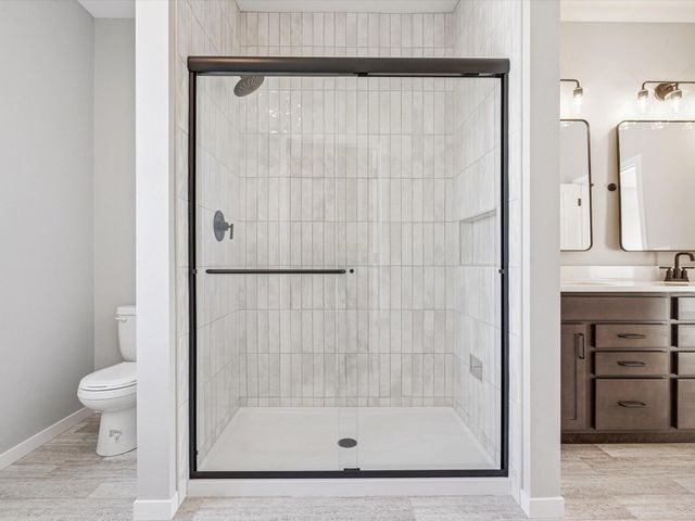 2819 Autumn Woods Drive, Cedar Falls, IA 50613