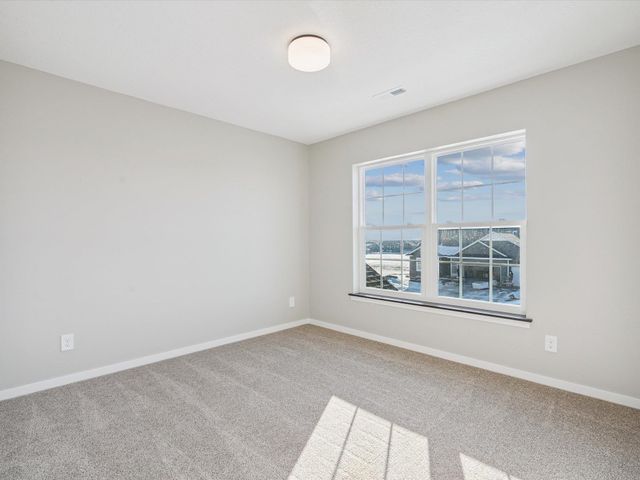 2819 Autumn Woods Drive, Cedar Falls, IA 50613