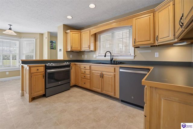 5940 New Glendale Road, Elizabethtown, KY 42701