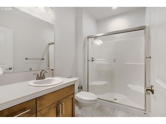 652 Sw 49TH Dr, Gresham, OR 97080