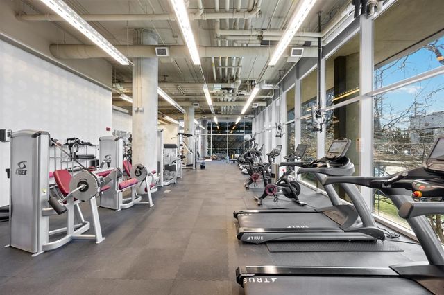 860 W Blackhawk Street 2108, Chicago, IL 60642