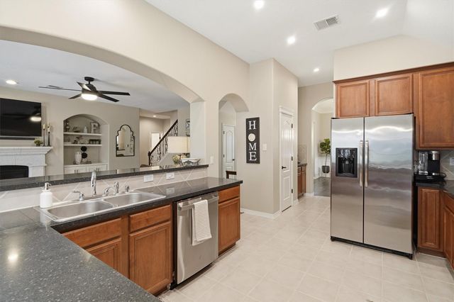 2517 Black Skimmer Court, League City, TX 77573