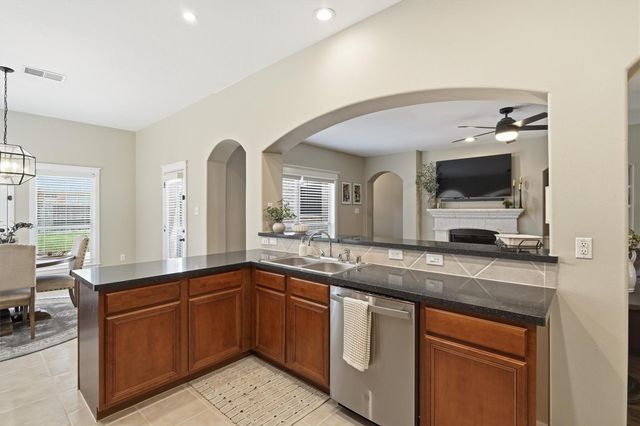2517 Black Skimmer Court, League City, TX 77573