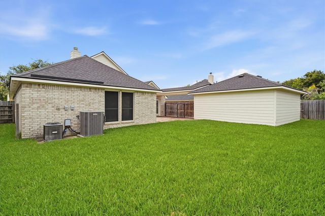 2517 Black Skimmer Court, League City, TX 77573