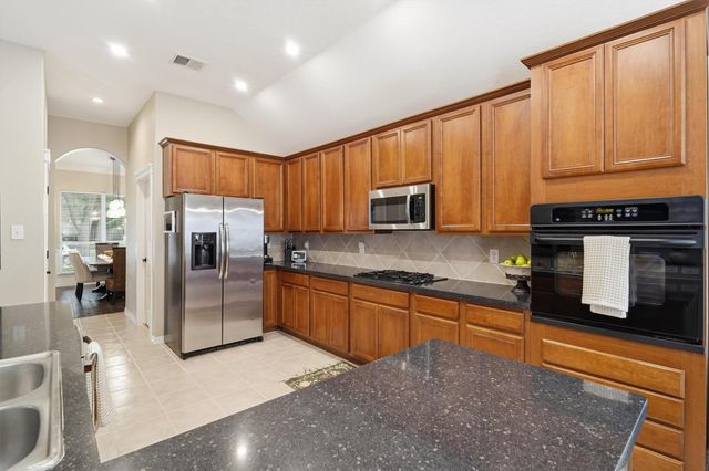 2517 Black Skimmer Court, League City, TX 77573