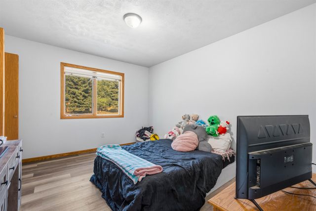 1204 6th Street NE, Minot, ND 58703