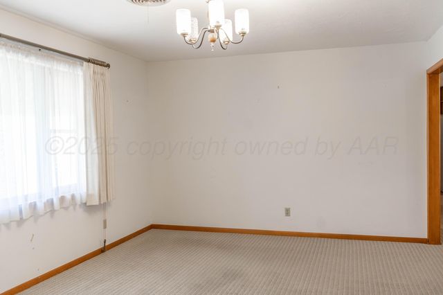 1315 S Canadian Street, Wheeler, TX 79096