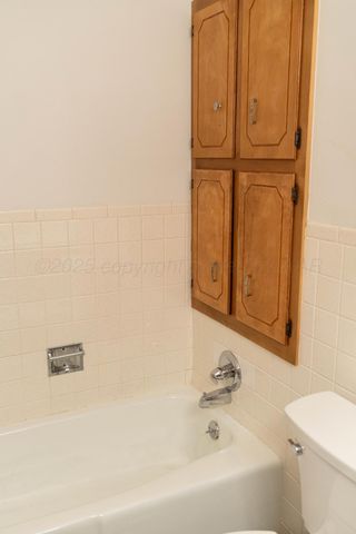 1315 S Canadian Street, Wheeler, TX 79096