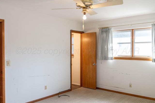 1315 S Canadian Street, Wheeler, TX 79096