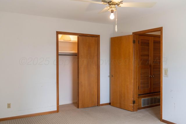 1315 S Canadian Street, Wheeler, TX 79096