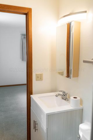 1315 S Canadian Street, Wheeler, TX 79096