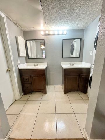 9829 Walnut Street O102, Dallas, TX 75243