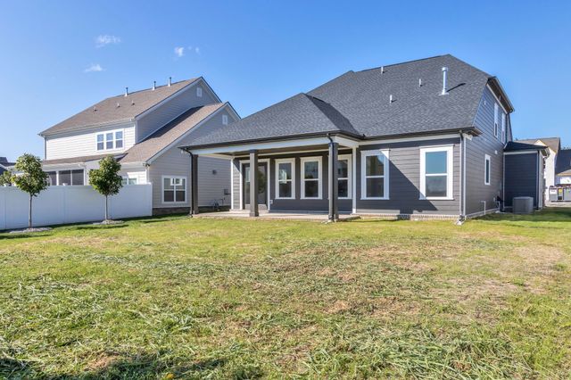 7404 Legends Way, Murfreesboro, TN 37129