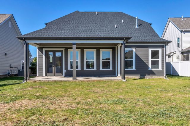 7404 Legends Way, Murfreesboro, TN 37129