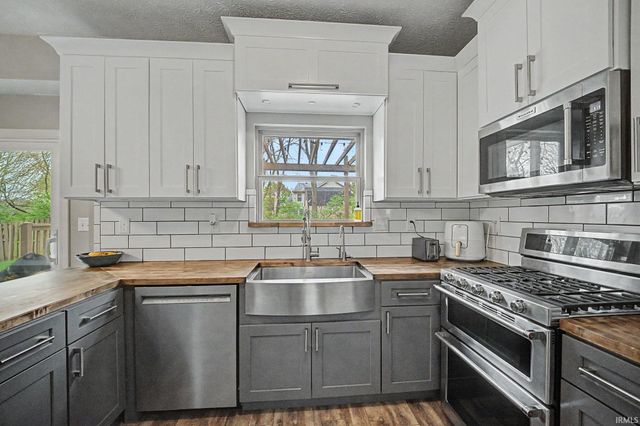 409 Castlewood Court, Lafayette, IN 47905