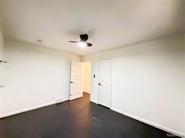 8573 E Outer Drive, Detroit, MI 48213