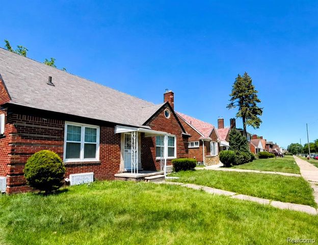 8573 E Outer Drive, Detroit, MI 48213