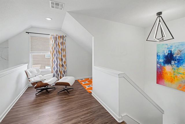 433 Dala Dr., Lindsborg, KS 67456