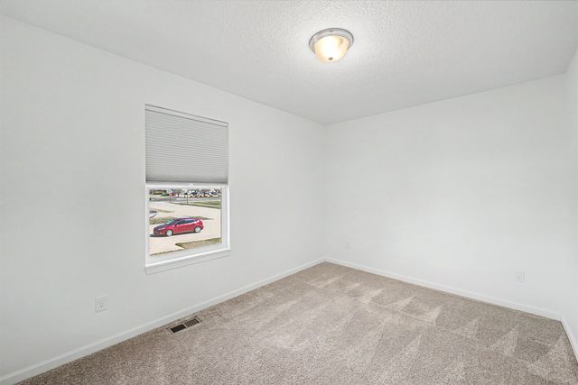 433 Dala Dr., Lindsborg, KS 67456