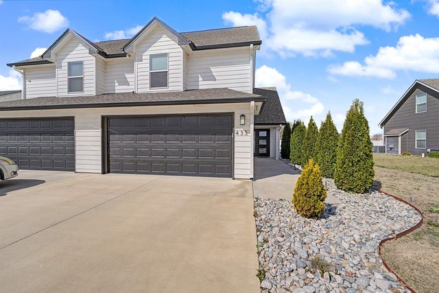 433 Dala Dr., Lindsborg, KS 67456