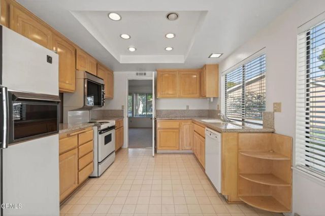 17164 Village 17, Camarillo, CA 93012