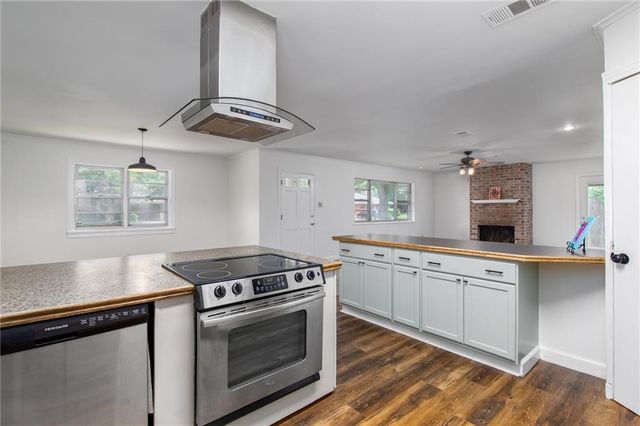 4011 LEON Drive, Alexandria, LA 71303