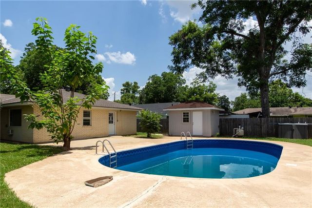 4011 LEON Drive, Alexandria, LA 71303