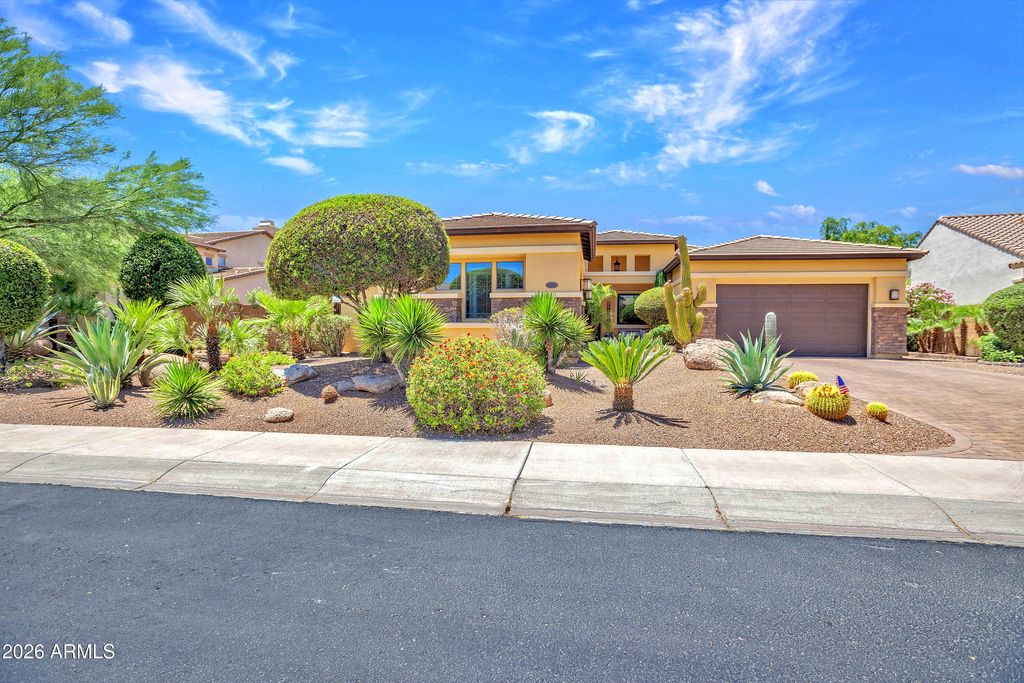 Image 2 of property listing at 5220 E BARWICK Drive, Cave Creek, AZ 85331