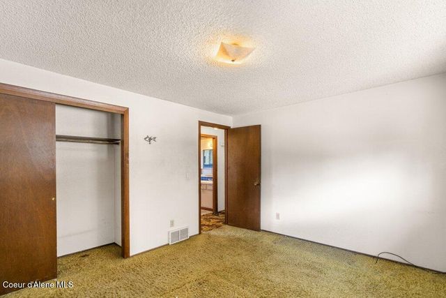 2017 N POST ST, Post Falls, ID 83854