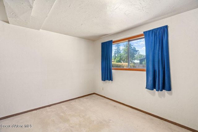 2017 N POST ST, Post Falls, ID 83854