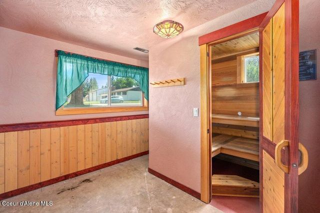 2017 N POST ST, Post Falls, ID 83854