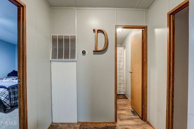 352 Bear Hollow Road, Bristol, TN 37620