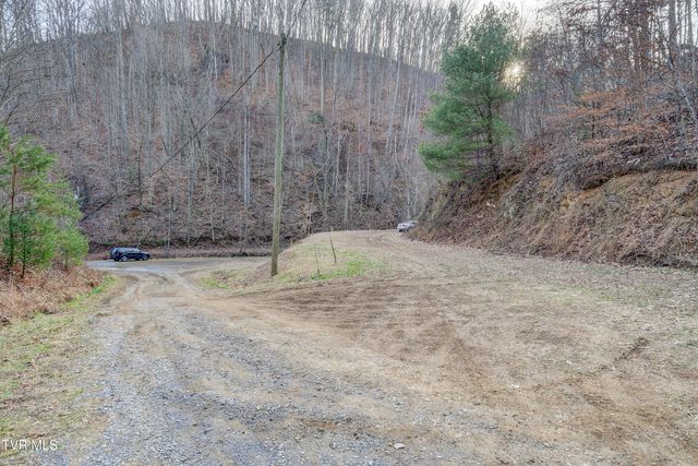 352 Bear Hollow Road, Bristol, TN 37620