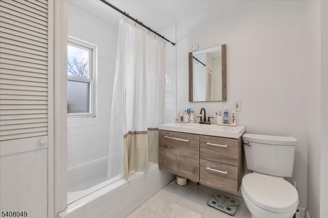 1044 Madison Hill Rd, Clark Twp., NJ 07066