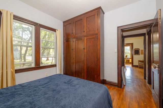 1017 Hawthorne Street, Alexandria, MN 56308