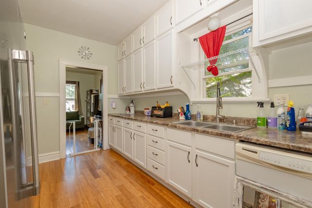 1017 Hawthorne Street, Alexandria, MN 56308