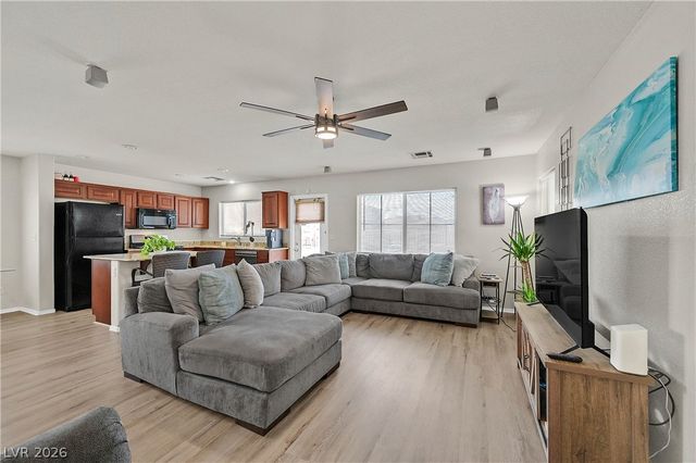 10525 Yuha Desert Court, Las Vegas, NV 89183