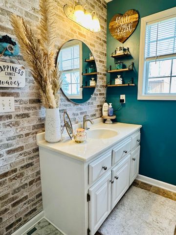 89 ALBERT ROBINSON RD, Selmer, TN 38375