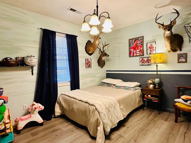 89 ALBERT ROBINSON RD, Selmer, TN 38375